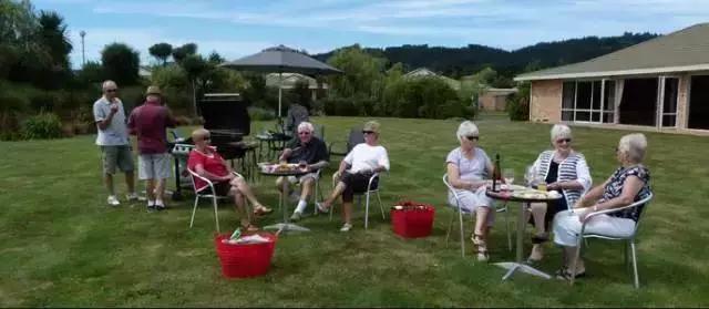 新西兰人均收入_新西兰人均工资(2)